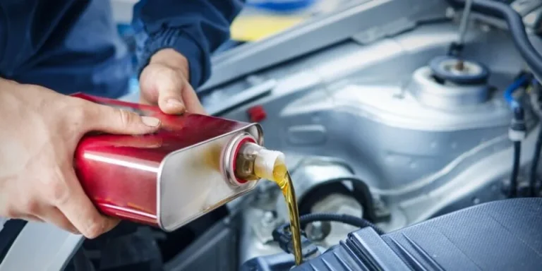 Заміна технічних рідин на Renault